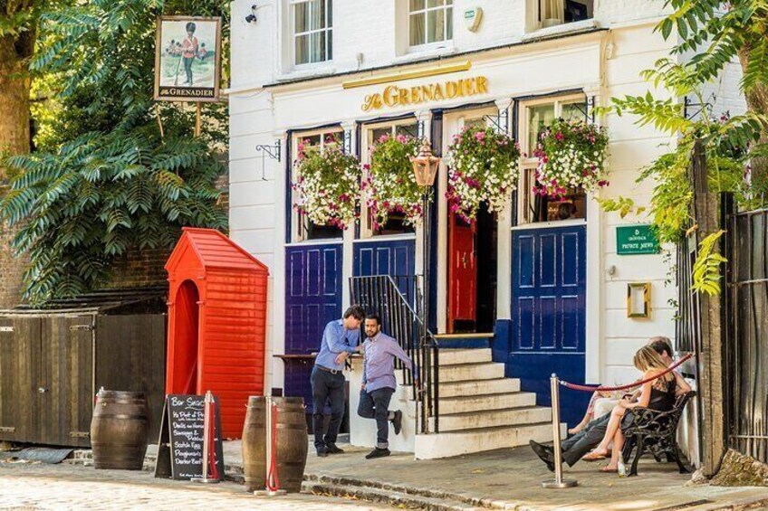 A haunted London pub!