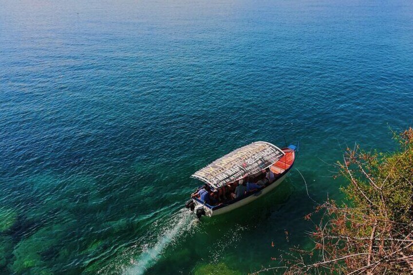 Boat tour on the lake
