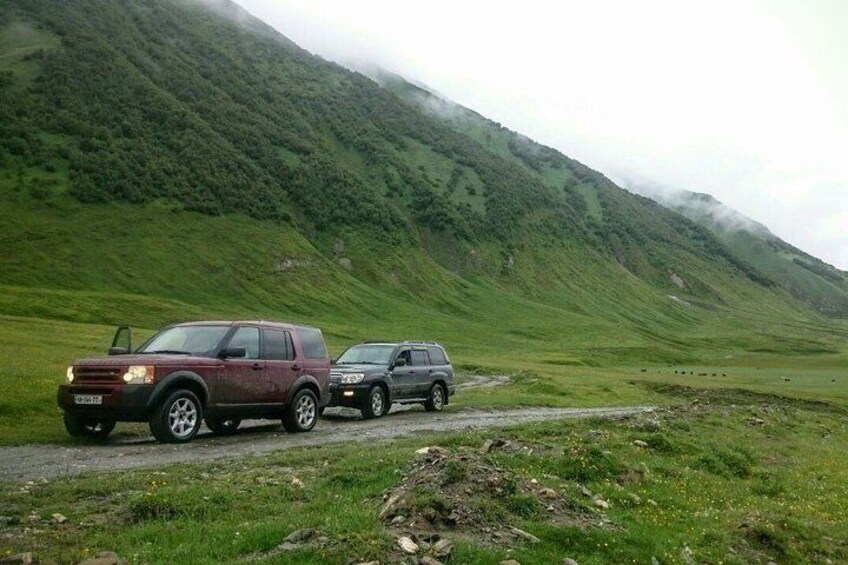 Jeep tour to Truso Gorge