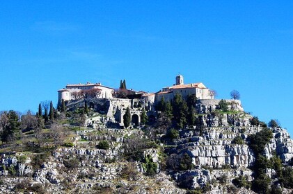 Full-Day Private Tour to Grasse and Medieval Towns of Provence