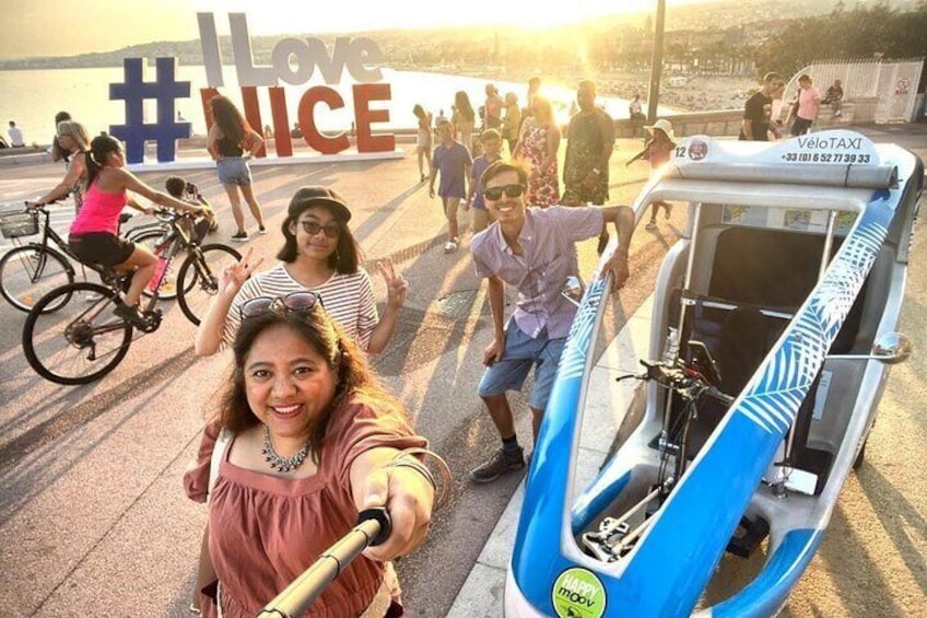 Nice City Tour : Guided Private Tour by electric Pedicab