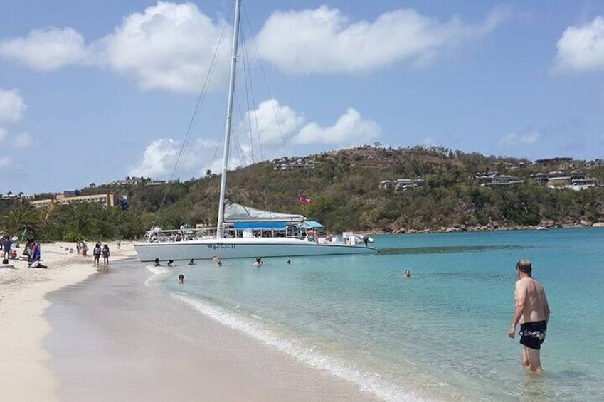 Sail and Snorkel in Cades Reef