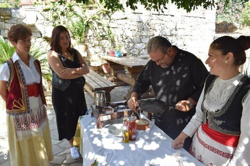 Learning valuable trips and tricks about Greek cooking