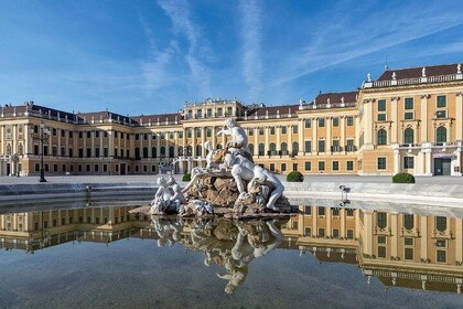 Full-Day Vienna Private Tour from Prague