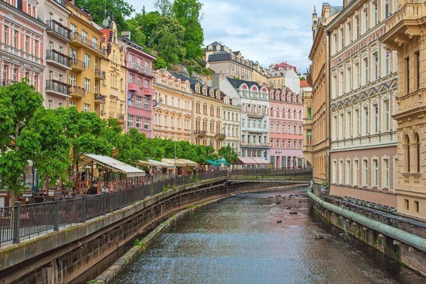 Karlovy Vary Full Day Tour from Prague