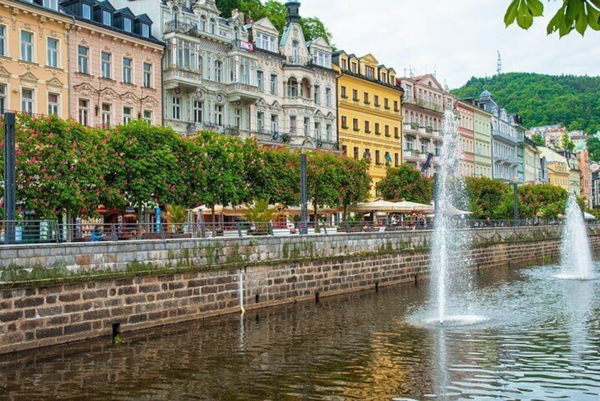 Karlovy Vary Full Day Tour from Prague