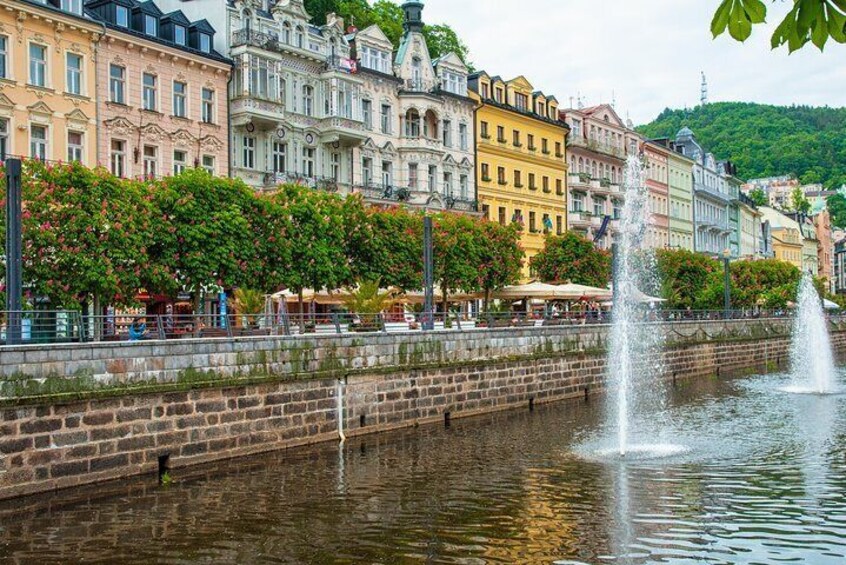 Karlovy Vary Full Day Tour from Prague