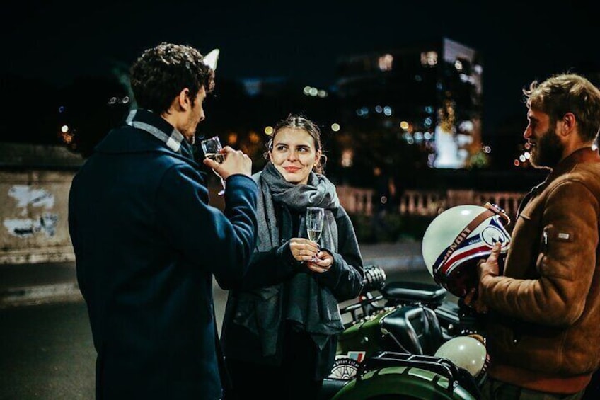 Private Visit of Paris By Night : Romantic Tour on a Sidecar URAL