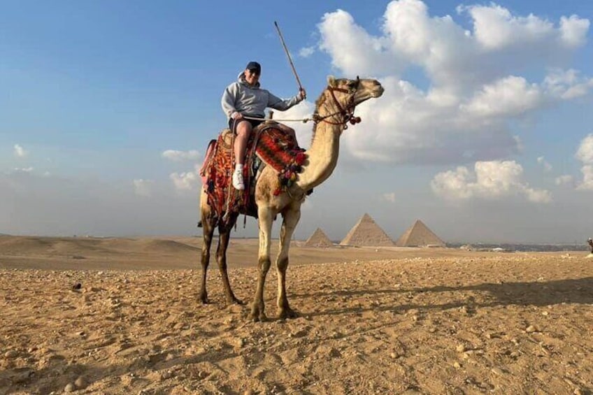 Private Giza Pyramids Tour with camel Ride around the Great Pyramid 