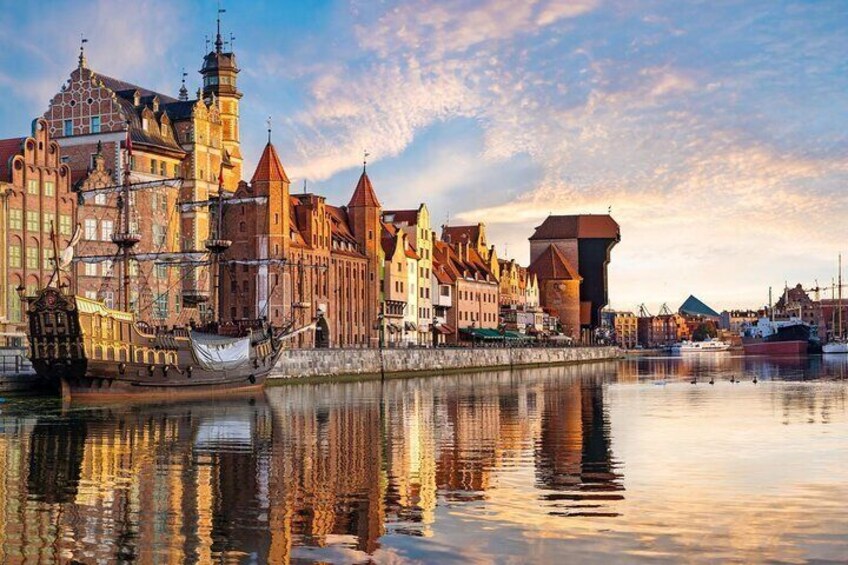 Gdansk and Malbork Castle Private Tour from Warsaw with Lunch