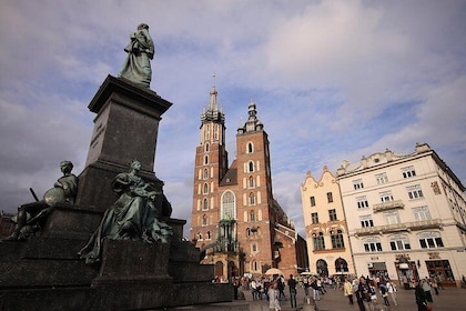 Krakow Small Group Tour from Warsaw with Lunch, Schindler's Factory include...