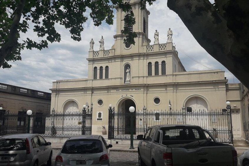 San Antonio de Areco and Lujan Day Trip from Buenos Aires