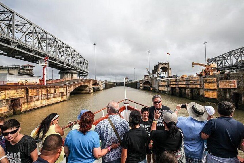 Panama Canal Sightseeing Tour