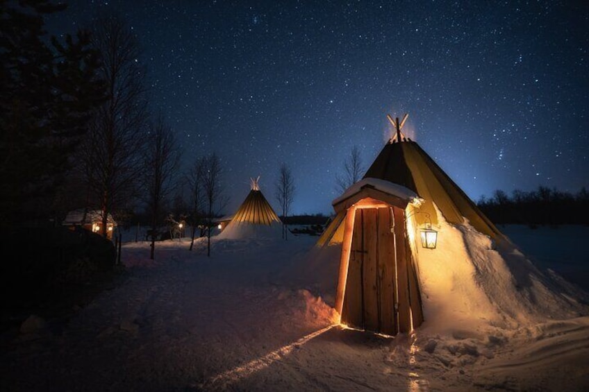 Northern Lights Hunt to Lake Inari from Kakslauttanen with Dinner over Campfire