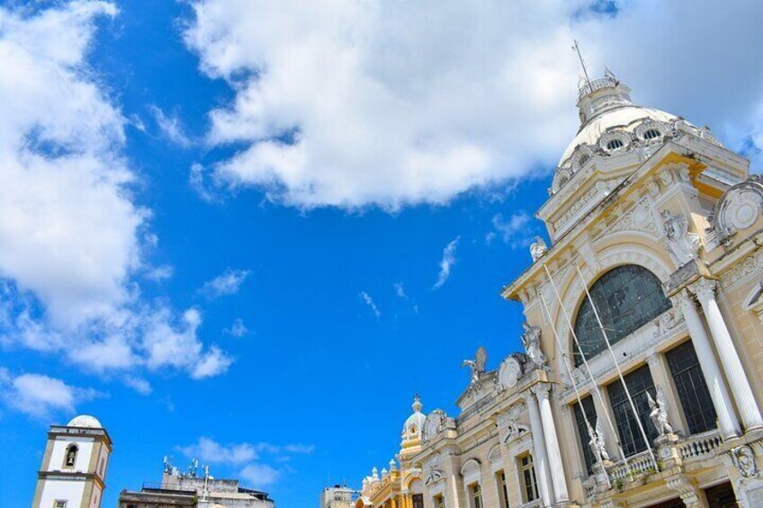 Privat Salvador City Tour with hotelier Markus