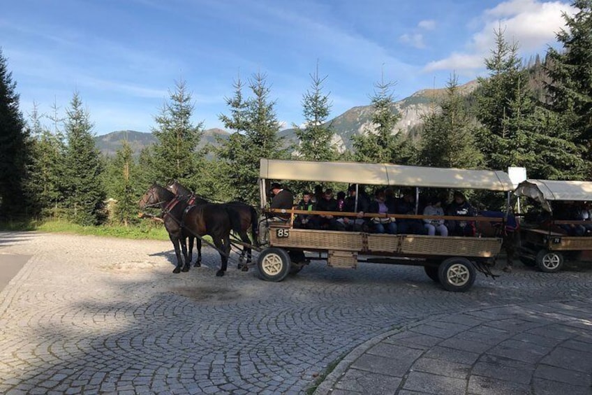 carriage ride to the "Morskie Oko"