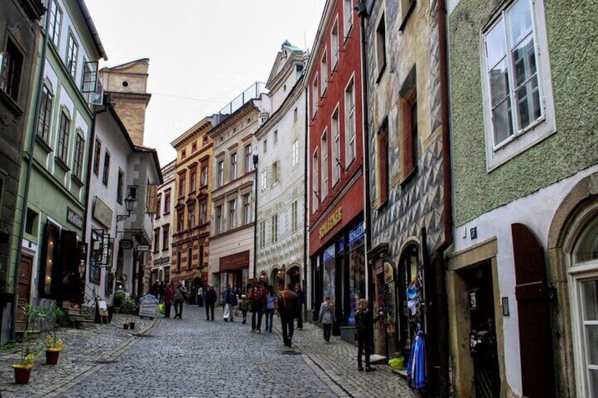 Private Sightseeing Trip from Passau to Prague via Cesky Krumlov with a Guided tour