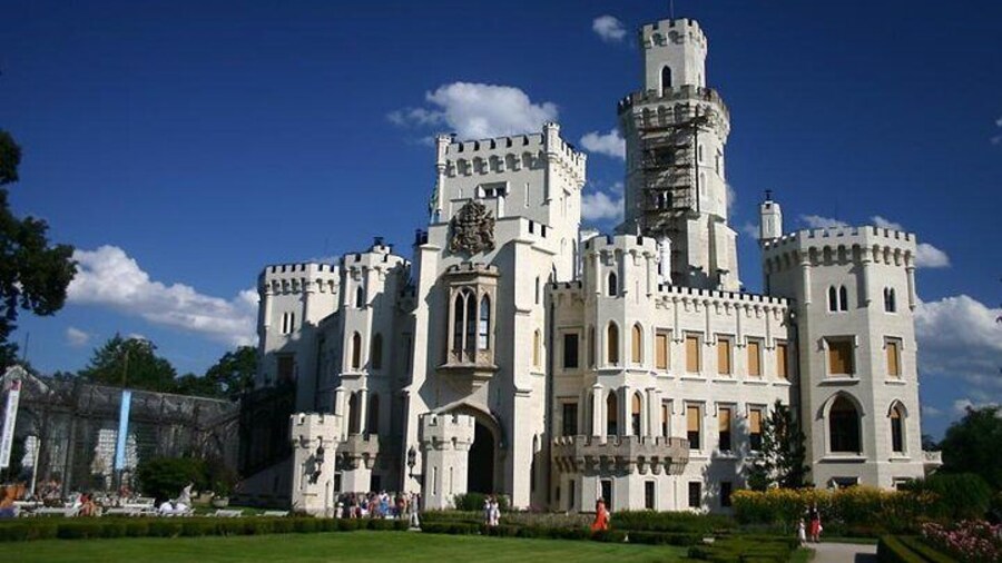 Hluboka caslte