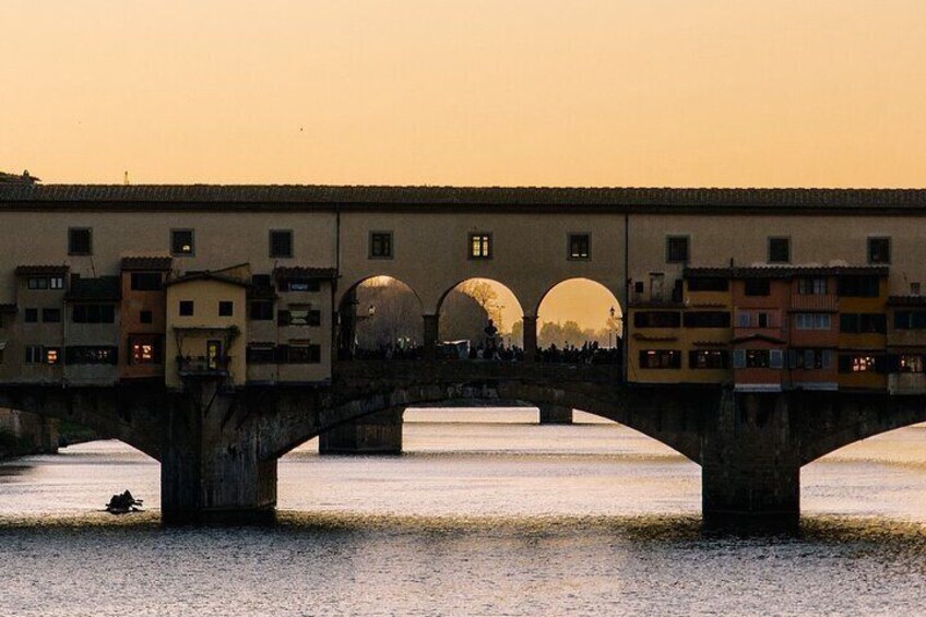 Introduction to Florence: Walk and Boat with aperitif