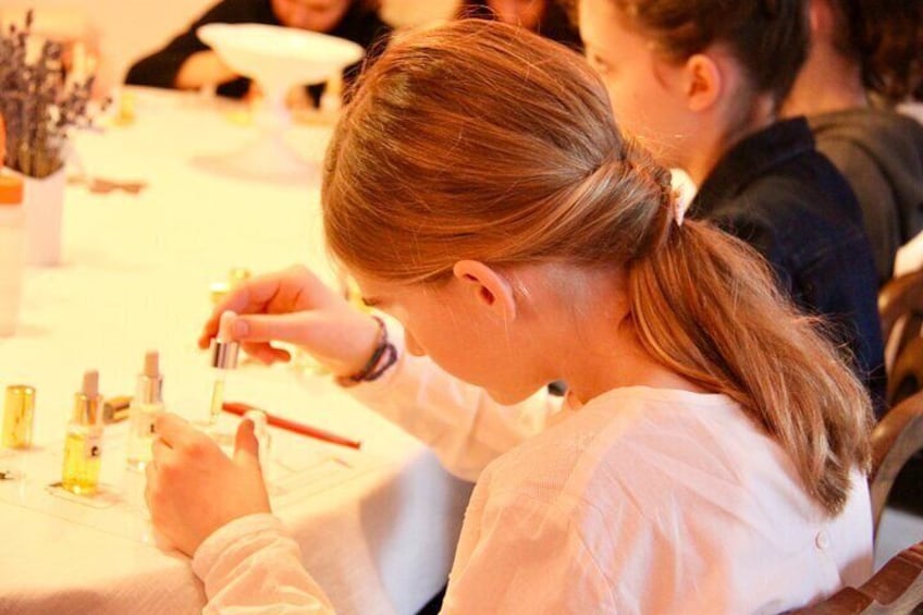 Workshop in Paris: Create your Own Parfum