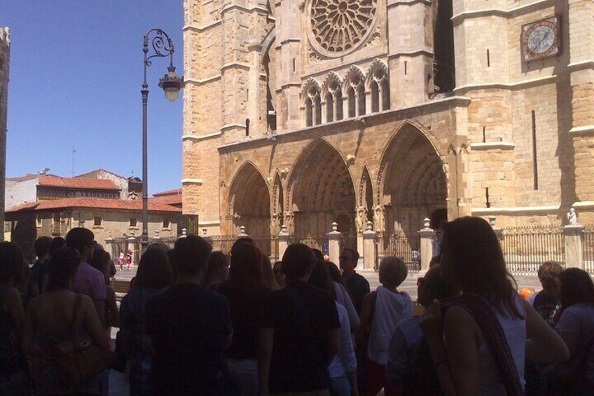 Leon Walking Tour