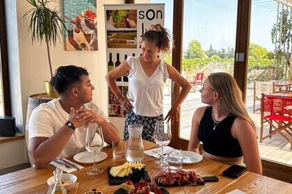 AVENIDA WINE EXPERIENCE- Treasures of the local wine