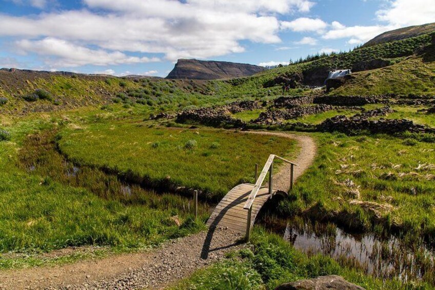 Unique West Iceland and Krauma SPA tour by minibus
