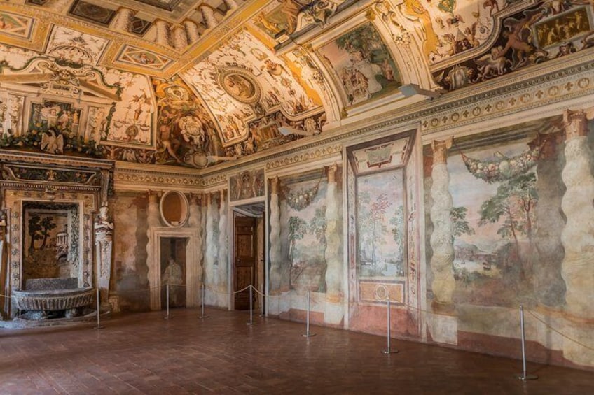 Tivoli Day Trip from Rome: Hadrian's Villa and Villa d'Este