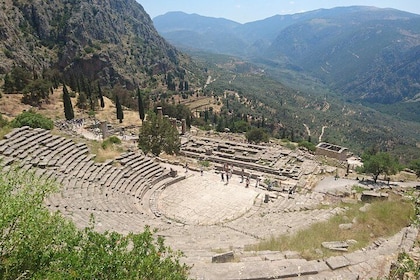 Tredagers tur rundt om i det klassiske Hellas: Epidauros, Mykene, Navplio, ...