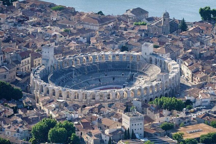 Private Day Trip to Arles, Les BauxdeProvence and SaintRemyde