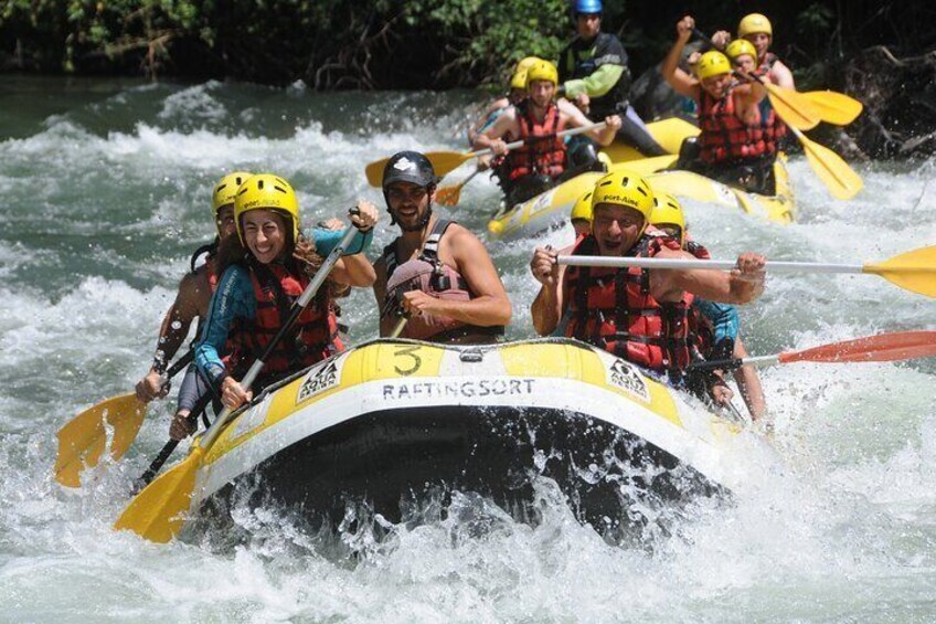 Rafting trip Llavorsí-Sort, 18Km