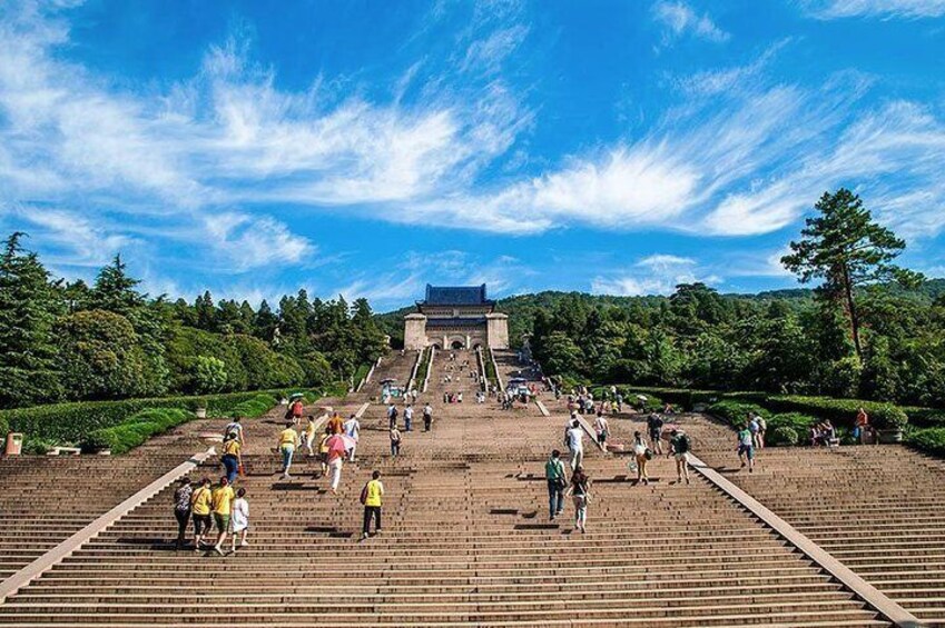 Sun Yatsen Mausoleum