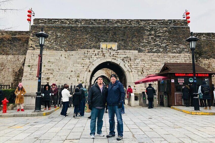 Zhonghua Gate