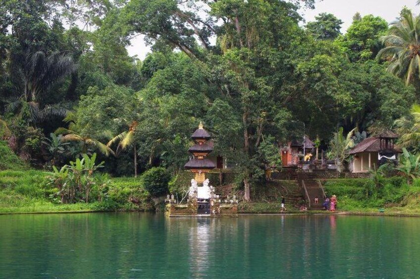 Taman Mumbul Temple