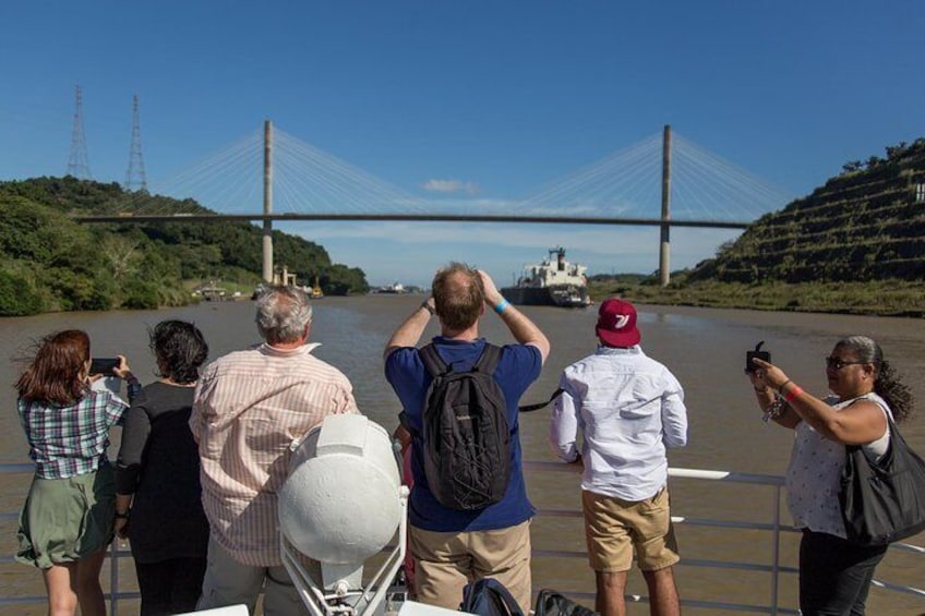 Panama Canal Full Transit Tour