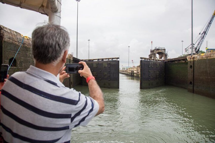 Panama Canal Partial Tour - Northbound direction