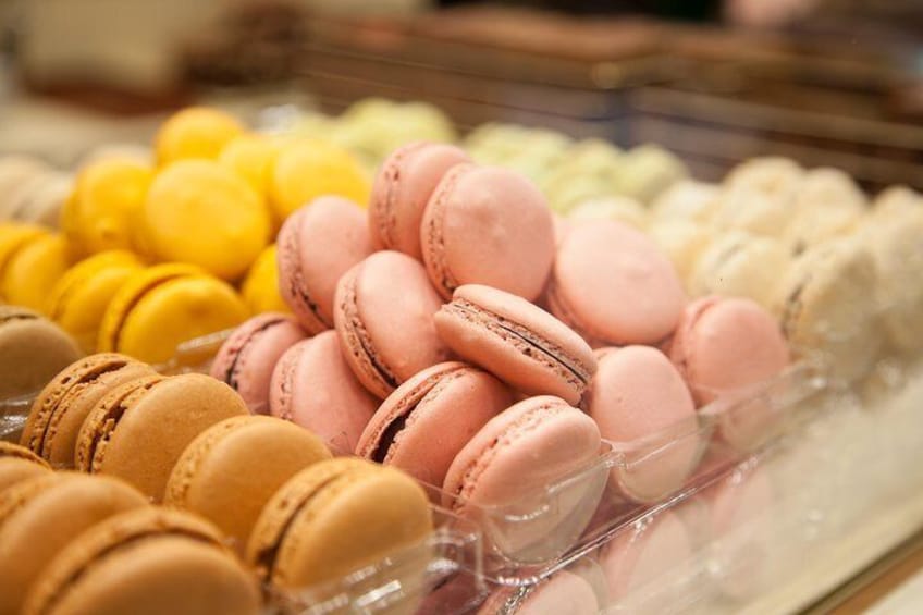 Paris French Sweet Gourmet Specialties Tasting Tour with Pastry & Chocolate