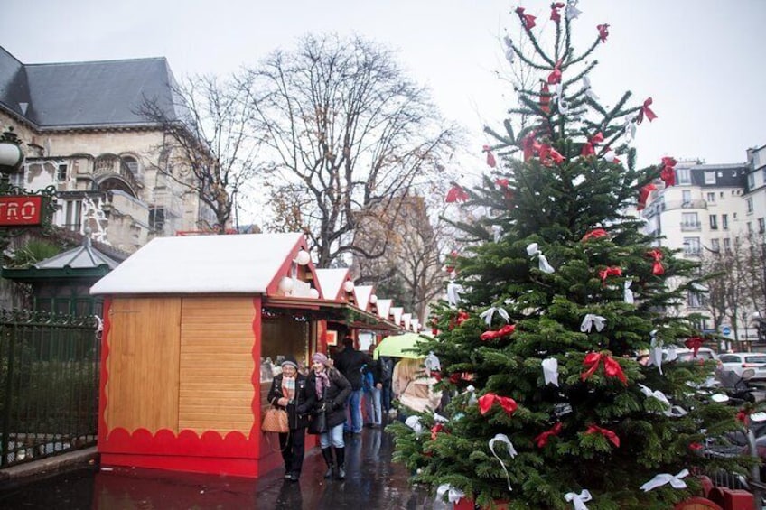 ‍Paris Christmas Gourmet Small Group Food Tour