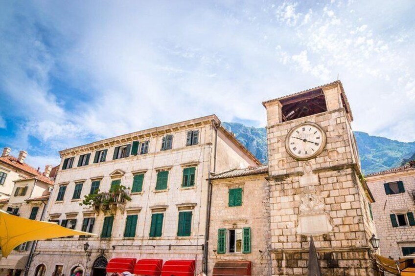 Square of Arms - Clock Tower