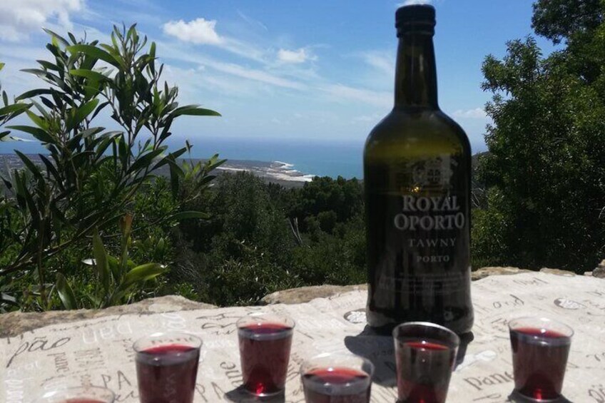 Taste of Sintra’s Wonders – Wine & Tapas Tasting Tour