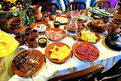 Taste of Sintra’s Wonders – Wine & Tapas Tasting Private Tour