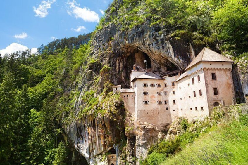 Predjama Castle