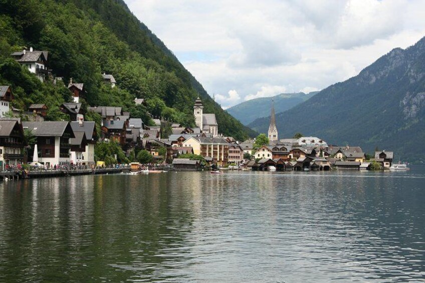 Alpine Panoramic Hallstatt Day Trip Tour from Vienna incl. Admont Abbey Visit