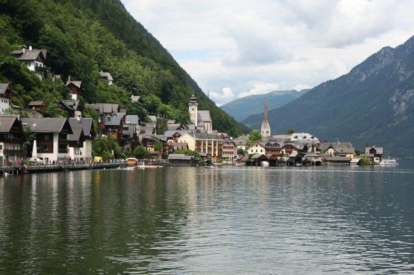 Alpine Panoramic Hallstatt Day Trip Tour from Vienna incl. Admont Abbey Visit