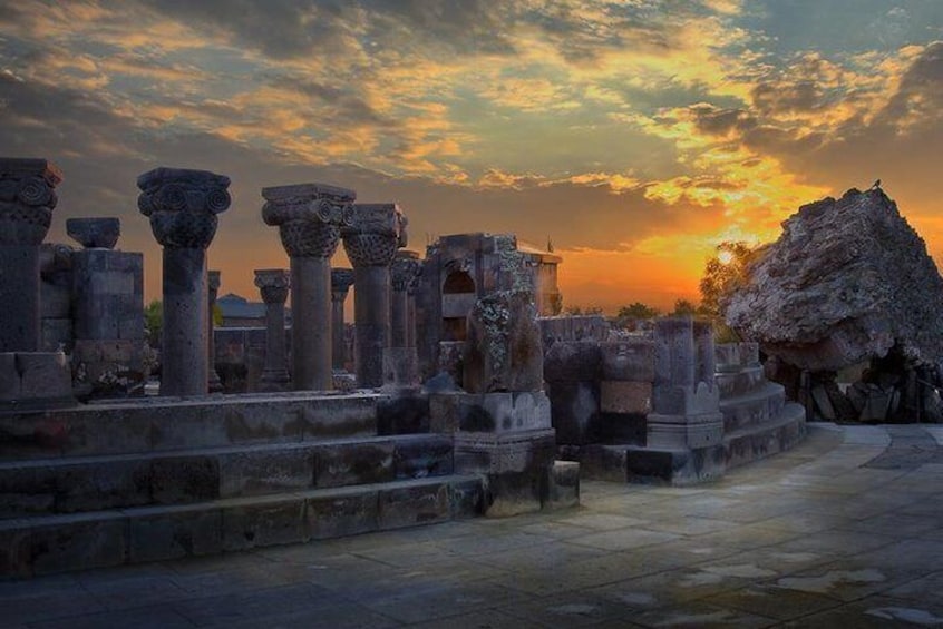Zvartnots temple