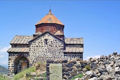 Private 6-7 hour Tsaghkadzor, Kecharis, Lake Sevan, Sevanavank Tour from Ye...