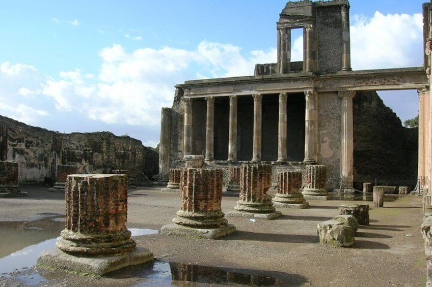 Pompeii Archaeological Site Walking Tour