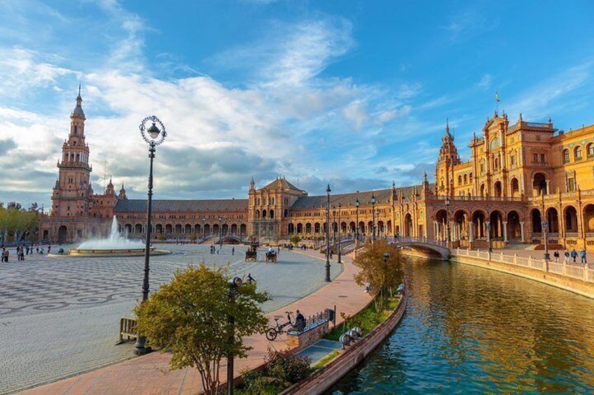 ''Plaza de España'', in María Luisa's Park