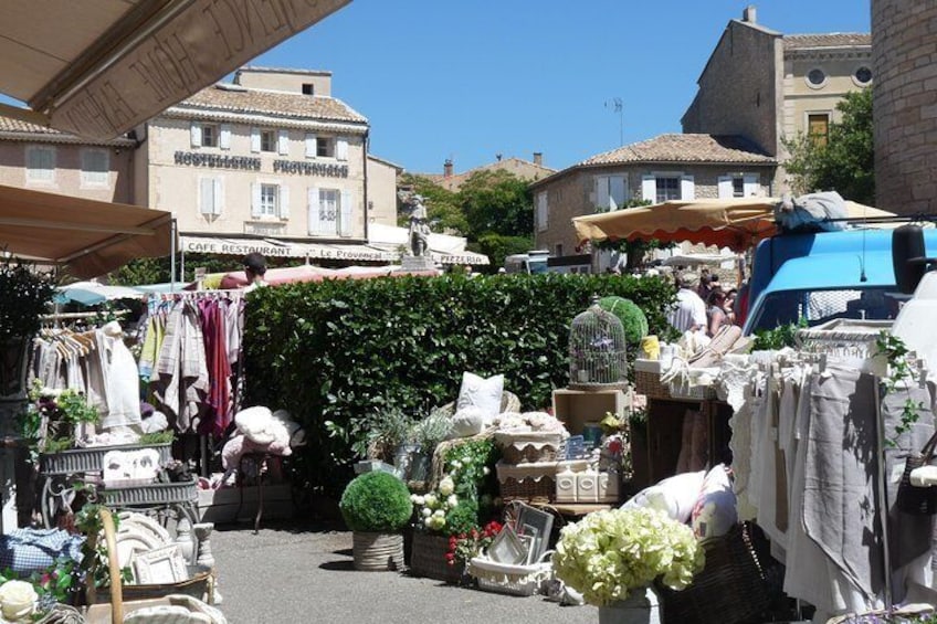 Small Group Provence and Lavender Museum Day Trip from Avignon