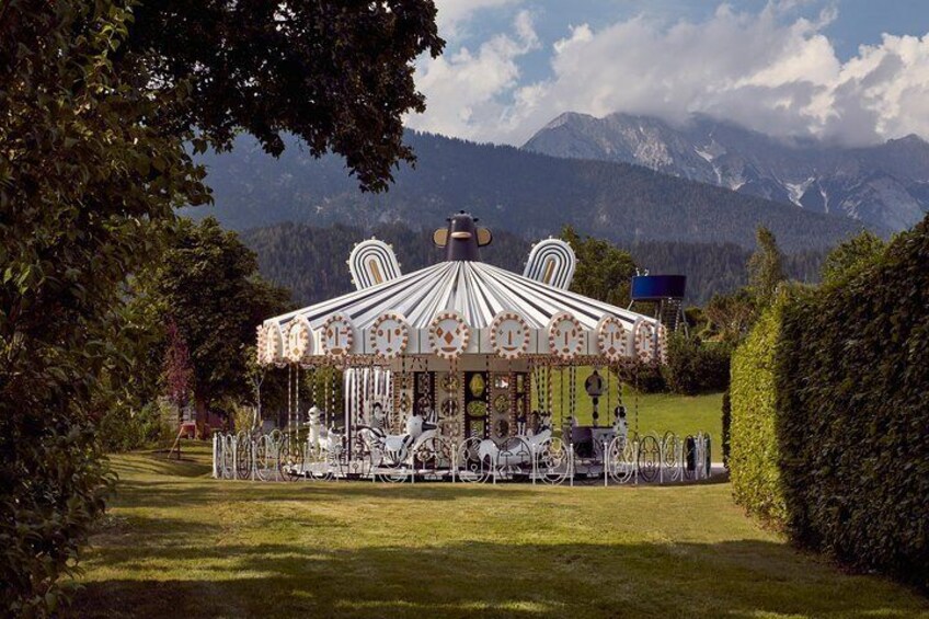 Private Tour: Innsbruck and Swarovski Crystal Worlds from Salzburg